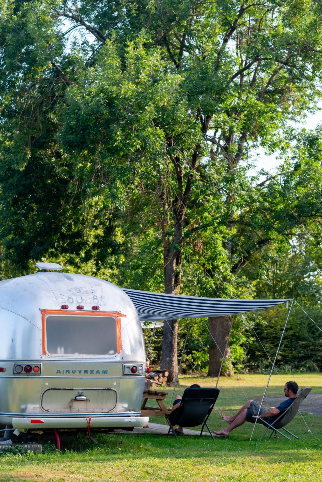 Camping De Thoissey *** Extérieur photo