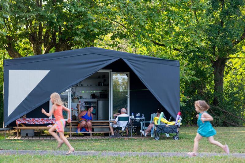 Camping De Thoissey *** Extérieur photo