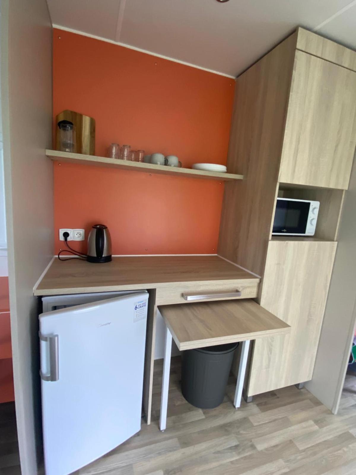 Camping De Thoissey *** Chambre photo